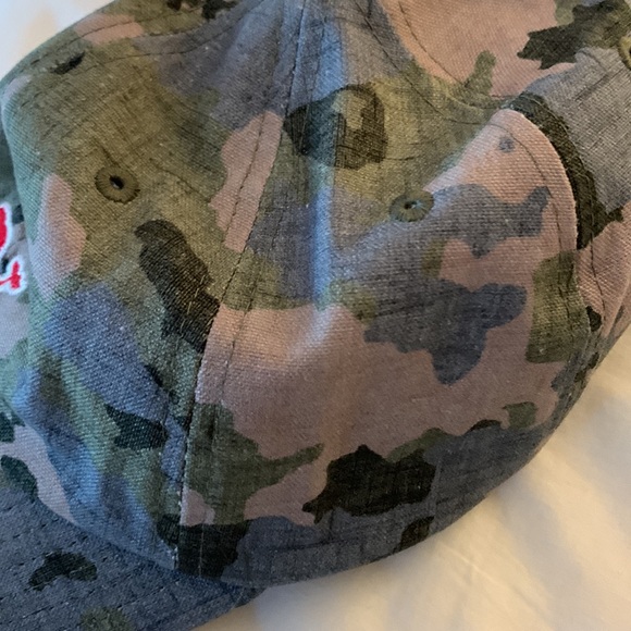 Vineyard Vines baseball hat - Picture 4 of 4
